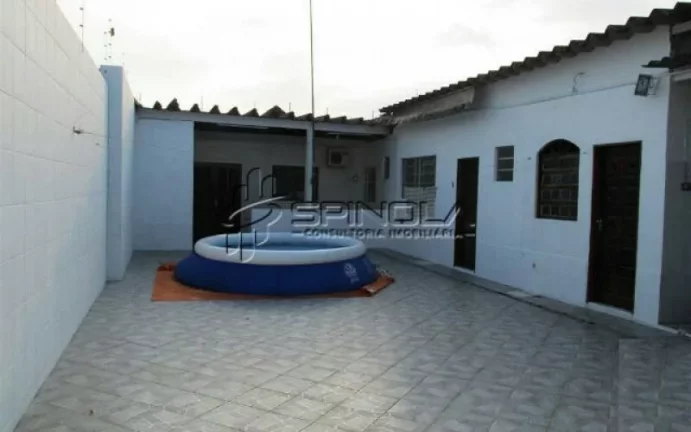Imagem Casa com 3 dormitórios à venda, 190 m² por R$ 850.000 - Vila Tupi - Praia Grande/SP