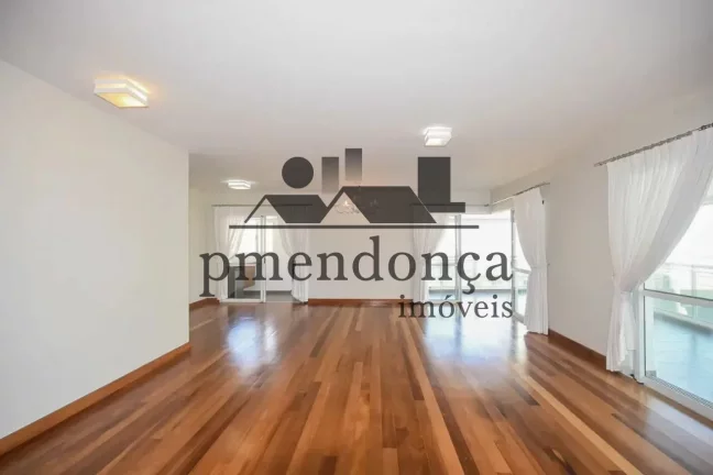 Imagem Apartamento em Pinheiros com 4 quartos (3 suítes) e 4 vagas, 270m²