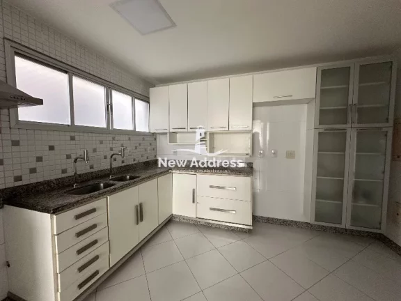 Imagem Lindo 4 quartos de frente para o mar à venda na Praia da Costa - Vila Velha