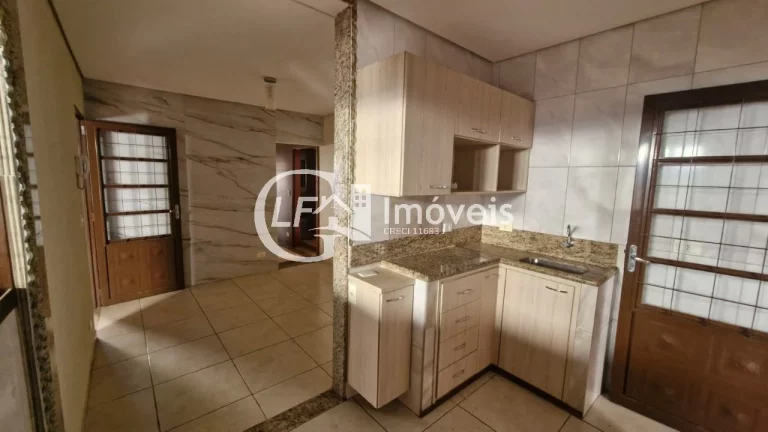 Imagem Imperdível! Excelente oportunidade com dois imóveis no mesmo terreno ? Ideal para morar e investir!