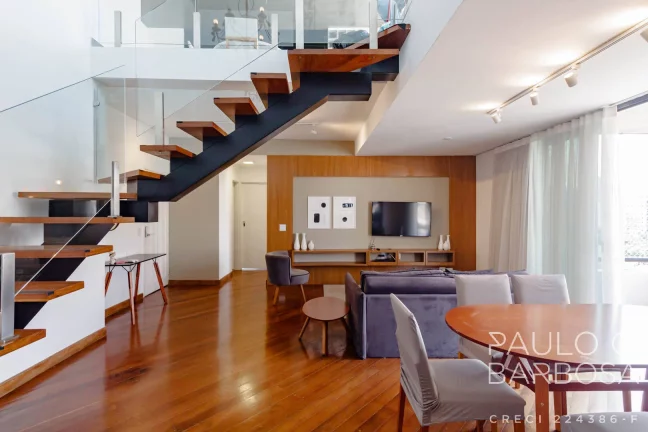 Imagem Pinheiros Cobertura com 3 dormitórios ( 2 Suítes) - 3 Vagas - 240m²