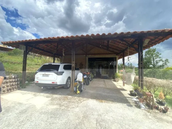 Imagem Chácara à venda na Colônia Rodrigo Silva, apenas a 17 minutos de Barbacena