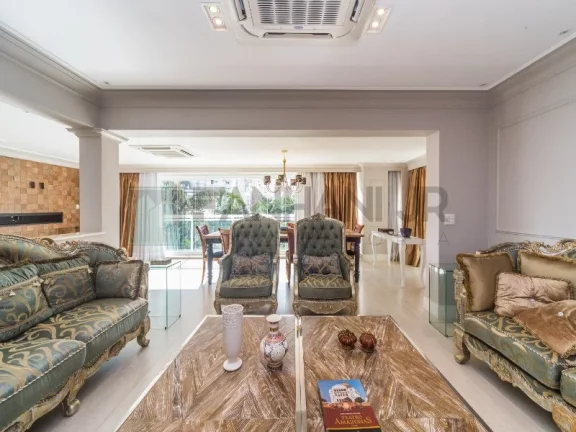 Imagem Vendo excelente apartamento na Rua Diogo Jácome - Vila Nova Conceição. Excelente apartamento com ambientes amplos e ensolarados, acabamento de primei