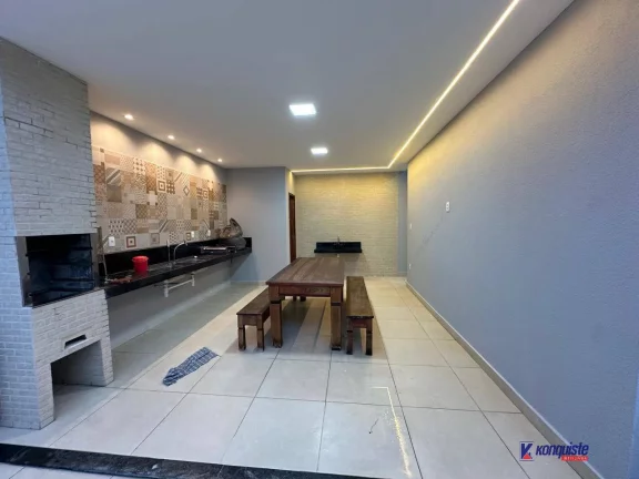 Imagem VENDO OPORTUNIDADE CASA 3/4 REFORMADA SIM