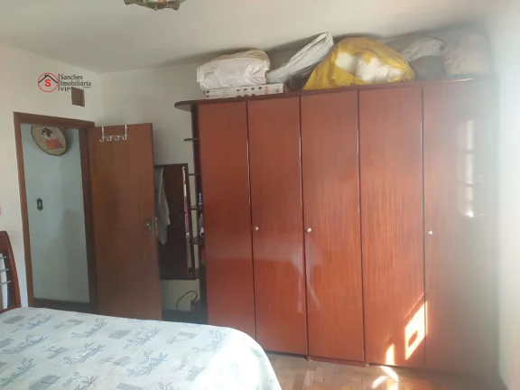 Imagem SOBRADO GRANDE COM EDÍCULA, A VENDA OU LOCAÇÃO. 5 DORMITÓRIOS E 7 VAGAS DE GARAGEM. ÓTIMA LOCALIZAÇÃO, PRÓXIMO AO LARGO DA VILA ZELINA.
