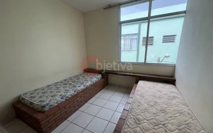 Imagem Apartamento com 2 dormitórios para alugar, 75 m² - Praia do Forte - Cabo Frio/RJ
