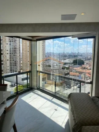 Imagem Apartamento 156m², totalmente reformado, 3 dormitórios, sendo 2 suítes (uma delas com closet), sa...