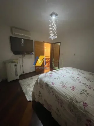 Imagem ???? Aconchegante Sobrado para Venda na Vila Eldízia