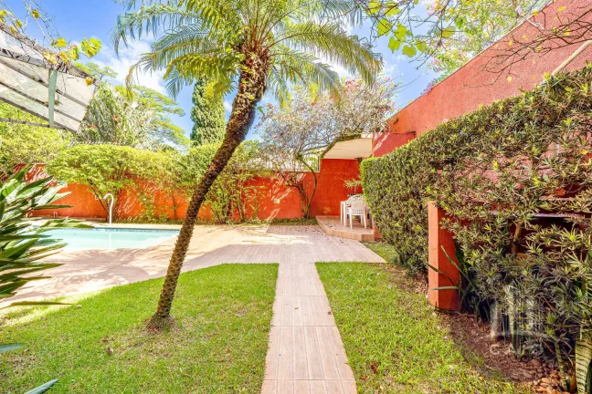 Imagem Casa a venda com 3 suítes - 470 m² por R$ 2.388.000,00 - Alphaville/SP