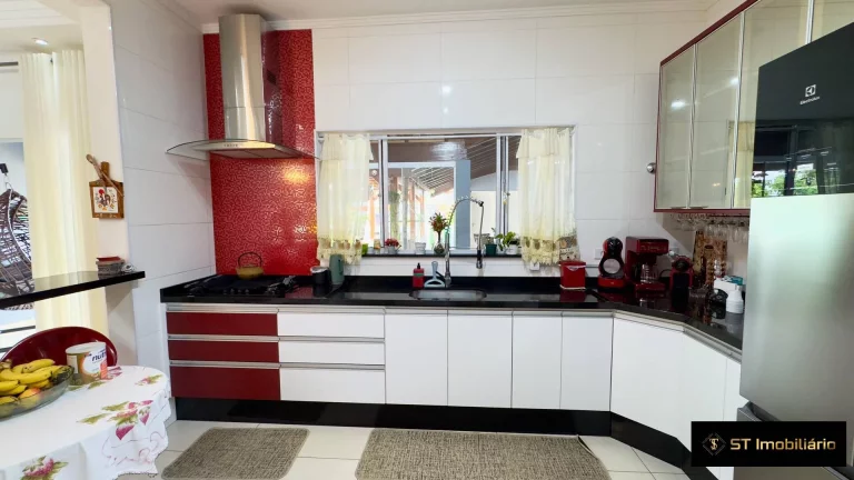 Imagem Casa à venda em Bom Jesus dos Perdões/SP - Condomínio Fechado! R$1.650.000!