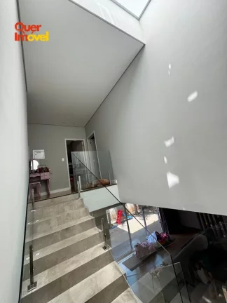 Imagem Imperdível! Casa à venda em Cravinhos-SP, 3 quartos, 1 suíte, 2 salas, 3 banheiros, 4 vagas de garagem, 170m². Aproveite!