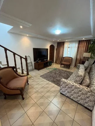 Imagem Sobrado com 3 dormitórios à venda, 199 m² por R$ 742.000,00 - Jardim Bom Clima - Guarulhos/SP