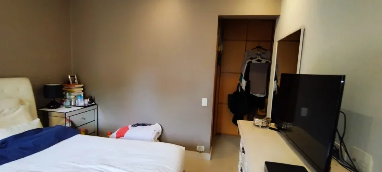 Imagem Apartamento 180 M², 4Q, 3 Suítes, 5 Banheiros, 3 Salas, 3 Vagas, Varanda, Depósito, Academia, Piscina, Quadra, Salão de Festas.