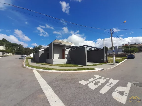 Imagem Casa térrea de esquina a venda no condomínio Villa Verde em Jundiaí.