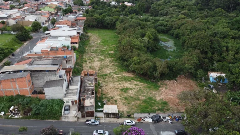 Imagem Terreno para Venda em Sorocaba-SP, na Vila Mineirão: Localização privilegiada e ótimo potencial de valorização!