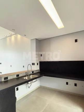 Imagem Casa à venda no Buona Vita com 3 suítes, gourmet, piscina, PETROLINA - PE