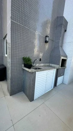 Imagem Apartamento com 1 suíte master e 1 demi próximo ao passeio São Miguel em Balneário Camboriú