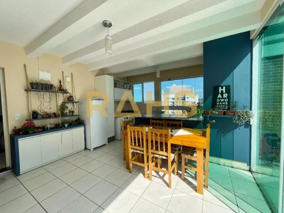 Imagem Cobertura Semi-mobiliada à venda com 1 suíte e 2 quartos, 2 vagas individuais de garagem no melhor...