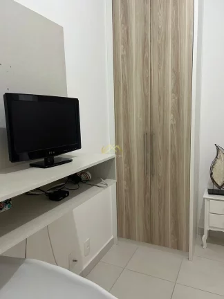 Imagem ÓTIMA COBERTURA COM PISCINA PRIVATIVA E ELEVADOR PARA CADEIRANTE ATÉ A PISCINA COMUNITÁRIA