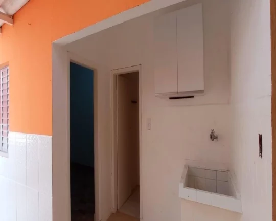 Imagem Sobrado com 2 Quartos à venda, 200m² - Vila Polopoli