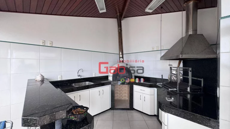 Imagem Cobertura com 4 dormitórios à venda, 250 m² por R$ 2.900.000,00 - Centro - Cabo Frio/RJ