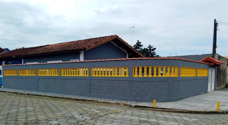 Imagem CASA COM 170 m² - MARACANÃ - PRAIA GRANDE SP