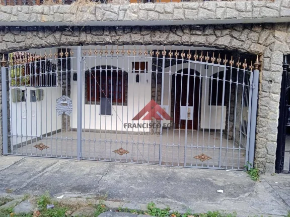 Imagem Casa com 2 dormitórios à venda, 94 m² por R$ 350.000,00 - Mutondo - São Gonçalo/RJ