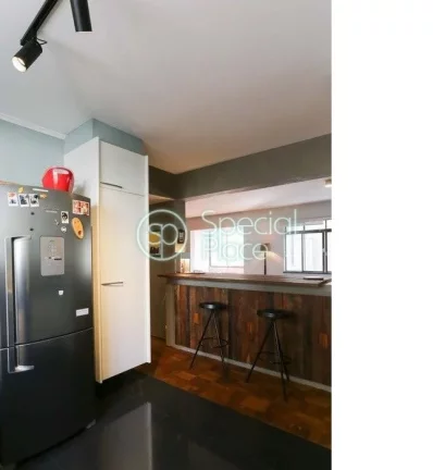 Imagem Apartamento com 162m², duas suítes, sendo uma máster com closet, hall, lavabo, sala de televisão...