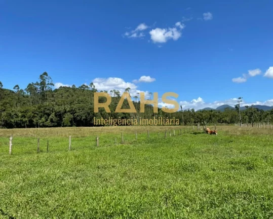 Chácara no bairro de Três Barras na cidade de Garuva / SC Excelente investimento para Venda São 2...