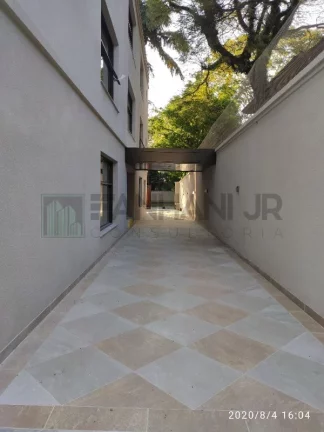 Imagem Este maravilhoso imóvel comercial possui endereço emblemático, localização privilegiada e uma fachada imponente que irá destacar o seu negócio. Com ma