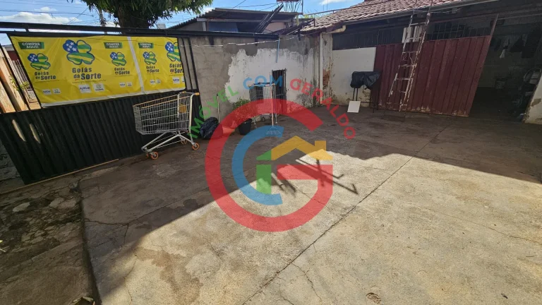 Imagem Casa com cômodo comercial - Coimbra