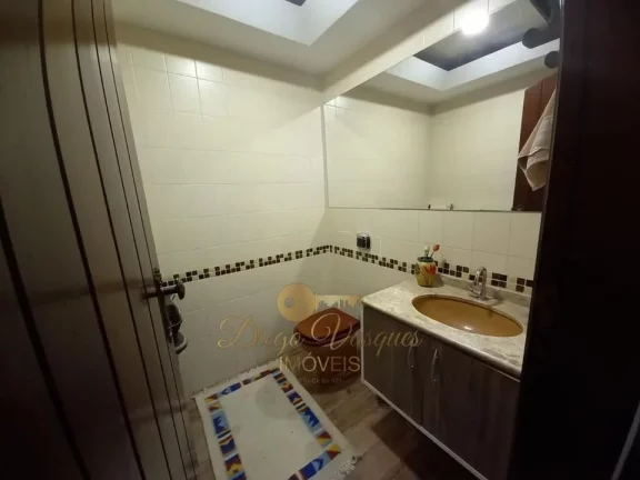 Imagem Casa para Venda em Teresópolis / RJ no bairro Várzea