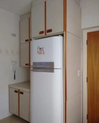 Imagem Apartamento à venda no Guarujá na Praia das Pitangueiras.