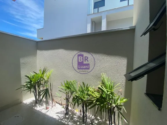 Imagem Linda casa térrea em condomínio fechado.
