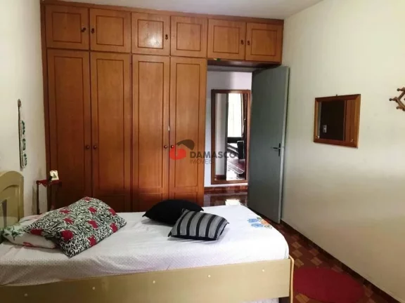Imagem Sobrado à venda 2 Quartos, 2 Suites, 2 Vagas, 315M², Fundação, São Caetano do Sul - SP