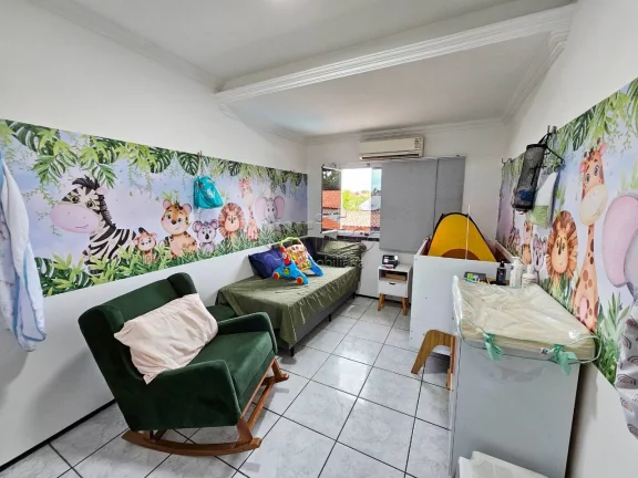 Imagem # Casa dos Seus Sonhos à Venda no Bairro Montese ### Descrição do Imóvel Apresentamos uma casa e...