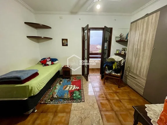 Imagem Se você está em busca de qualidade de vida, conforto e praticidade, esse sobrado é a opção idea...