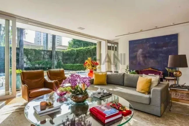 Imagem Casa magnifica à venda no Jardim Europa, São Paulo-SP: 5 quartos, 5 suítes, 6 salas, 10 banheiros, 12 vagas, 1.460m²!