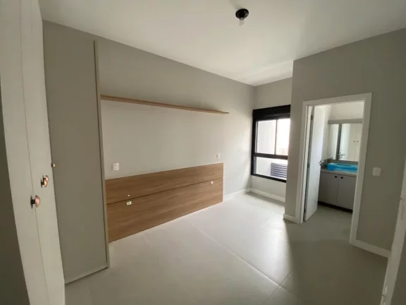 Imagem Apartamento para Venda em Florianópolis / SC no bairro Cachoeira do Bom Jesus