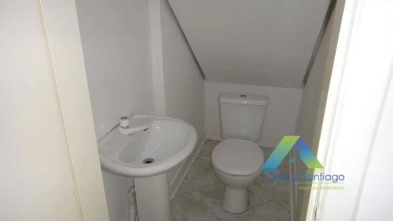 Imagem Casa comercial- Vila Clementino - 04 salas- 100m2 a poucos minutos da estação do metro Hospital São Paulo ótimo valor e localização !!