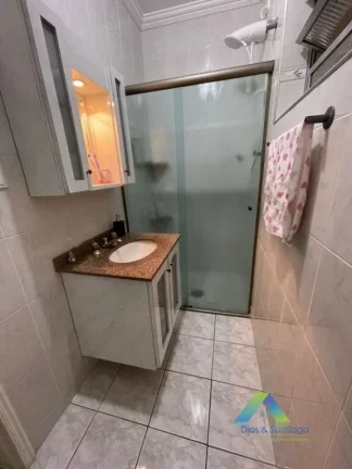 Imagem SANTO ANDRÉ Sobrado 193M², 3 dormitórios, 2 vagas com ótima localização e valor !!!