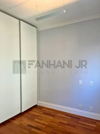 Imagem Apartamento de Alto Padrão no Itaim Bibi, São Paulo-SP! 3 quartos, 3 suítes, 3 salas, 5 banheiros, 3 vagas, 152m². Venha conhecer!