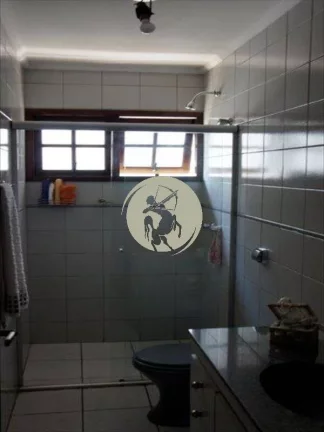 Imagem CASA ALPHAVILLE 9 SOBRADO REPLETO DE ARMARIOS EM ALAMEDA TRANQUILA, CASA COM PISCINA,CHURRASQUEIRA,F...