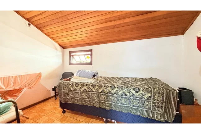 Imagem VNMC 100 Casa 610191037-77 - Casa à venda no bairro Vila Nova - Porto Alegre/RS