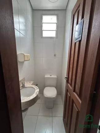 Imagem Loja comercial para aluguel, Três Figueiras, Porto Alegre - SA2329