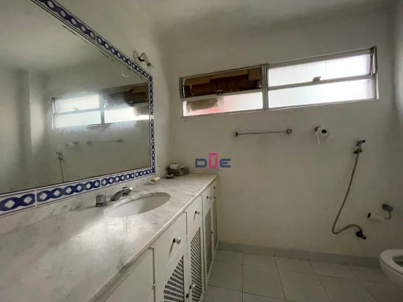 Imagem Apartamento com 3 dormitórios à venda, 224 m² por R$ 935.000 - Gonzaga - Santos/SP