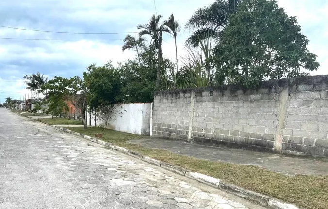Imagem Terreno à venda, 360 m², Pontal Santa Marina, Caraguatatuba-SP