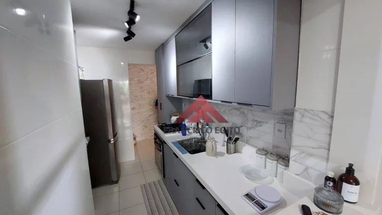 Imagem Apartamento com 2 dormitórios à venda, 67 m² por R$ 250.000,00 - Mutuá - São Gonçalo/RJ