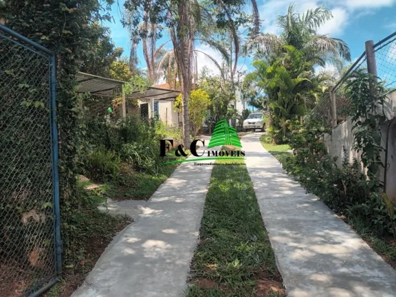 Imagem Casa para Venda em Itaí, Área Rural de Itaí, 4 dormitórios, 1 suíte, 2 banheiros, 2 vagas