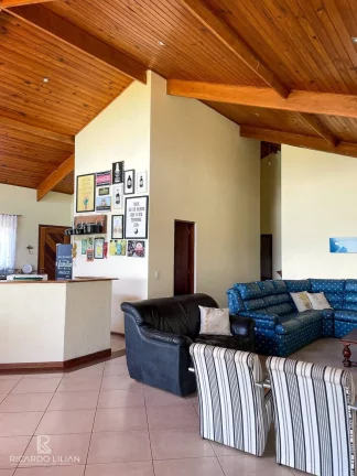 Imagem Maravilhosa Chacara na cidade de Atibaia - 3 dormitórios, piscina, espaço gourmet e 1000m² de terreno.